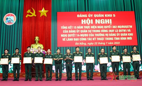 Đảng ủy Quân khu 5 lãnh đạo thực hiện hiệu quả Nghị quyết 382 của Quân ủy Trung ương
